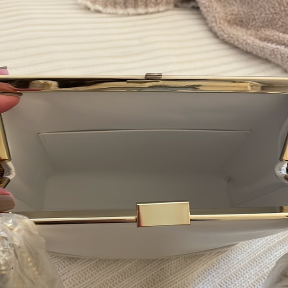 BRAND NEW Anine Bing “Noah” bag. Still in original packaging. - Picture 15 of 15